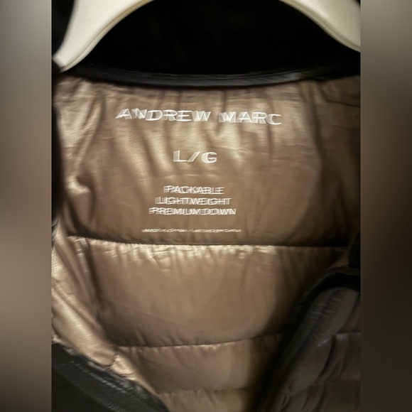 Coat - Picture 2 of 4